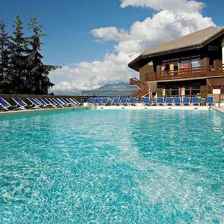Club Les Sittelles 3*