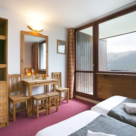 リゾート Club Les Sittelles 3*