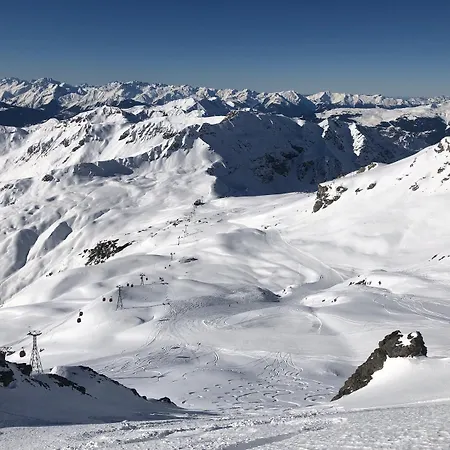 Club Les Sittelles ラ・プラーニュ